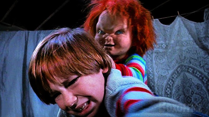 Chucky Space Movies on X: O final da segunda temporada de #Chucky é um  milagre de Natal encharcado de sangue! Esse se tornou meu episódio favorito  da temporada. Há muitos momentos chocantes