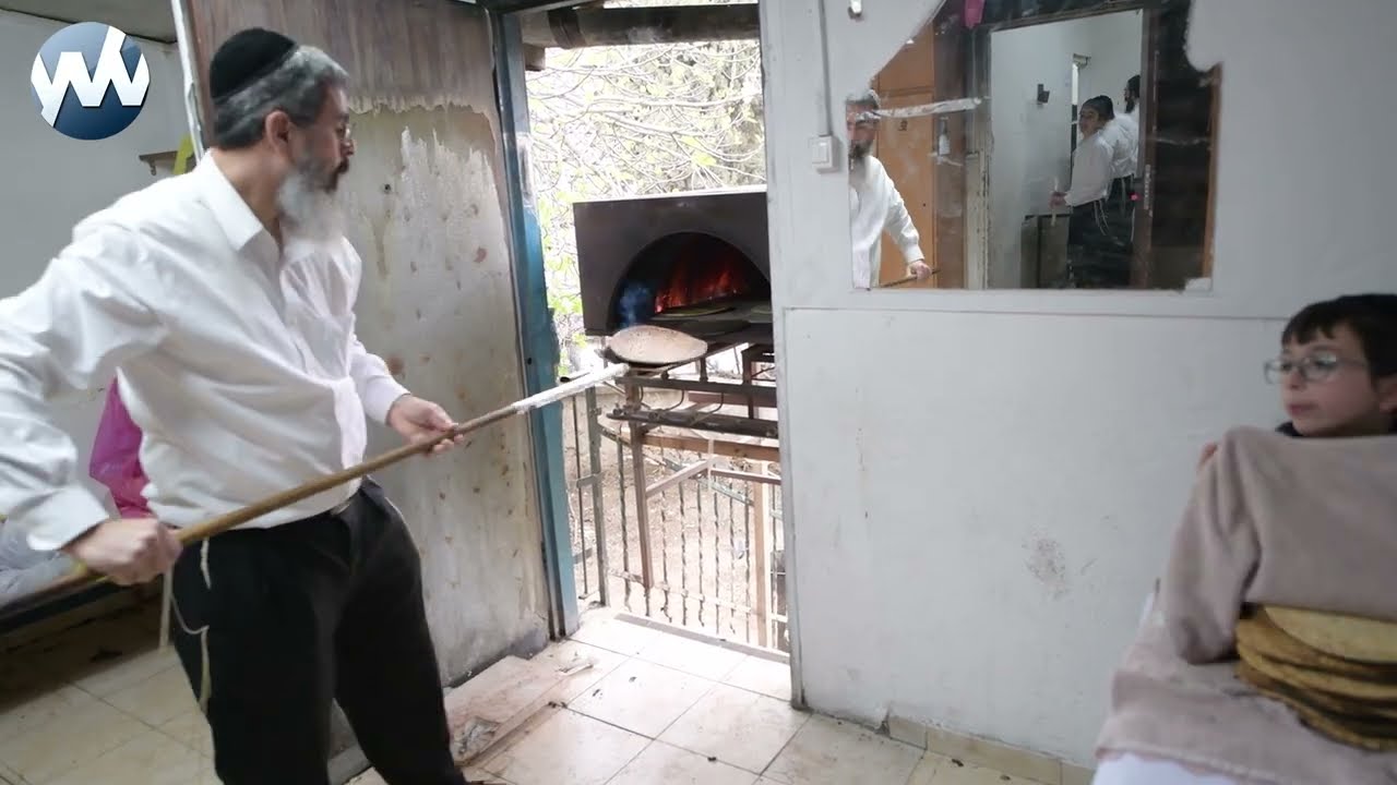 Baking Matzahs in a Private Bakery in Yerushalayim