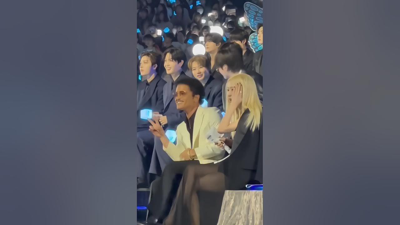 ROSÉ & Bruno Mars at the MAMA Awards 2024 #ROSÉ #BrunoMars #ROSÉ_Bruno_Apt #Apt ROSÉ & Bruno Mars at the MAMA Awards 2024 #ROSÉ #BrunoMars #ROSÉ_Bruno_Apt #Apt