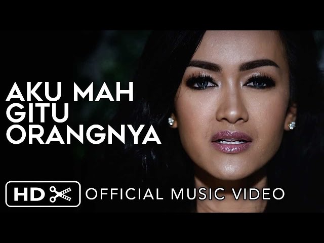 Julia Perez - Aku Mah Gitu Orangnya (Official Music Video) class=