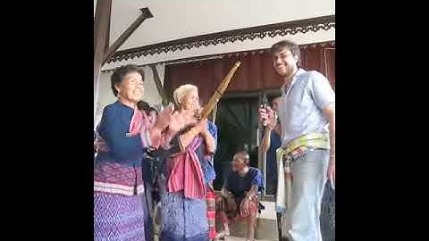 Thumbnail of Argentina song in Mo Lum (local e-saan lyric)