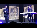 Tegan and Sara - Dry lips story, Back In Your Head, empty front seats