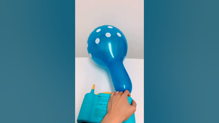 BIG BLUE POLKA POP! #satisfying #shorts #popping #ballon