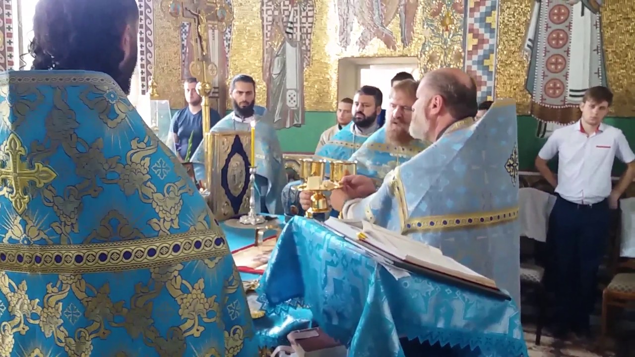 Праздник Казанской иконы Божией Матери в Чадыр Лунге