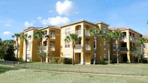 Bobbie Holt presents Fairways at Grand Harbor