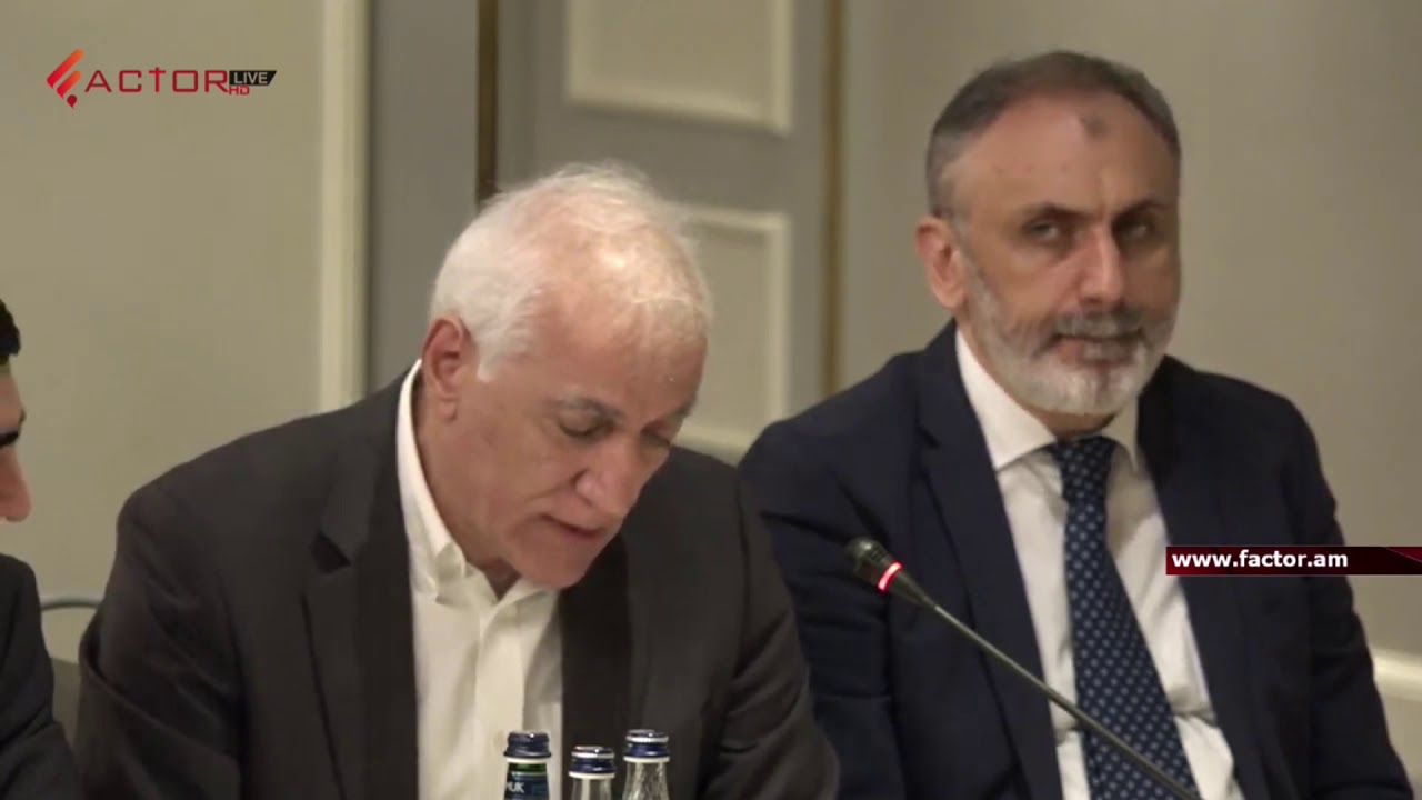 мирский замок Անցած տարիների փորձը բացարձակ կործանարար է պետության համար․ Վահագն Խաչատրյան