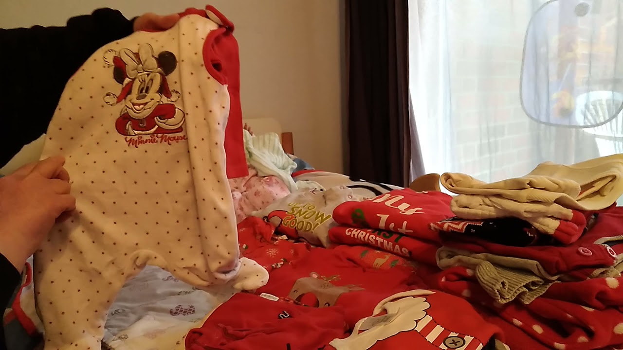 Mal die Weihnachts Outfits zeigen die ich für meine Reborn Babys habe.