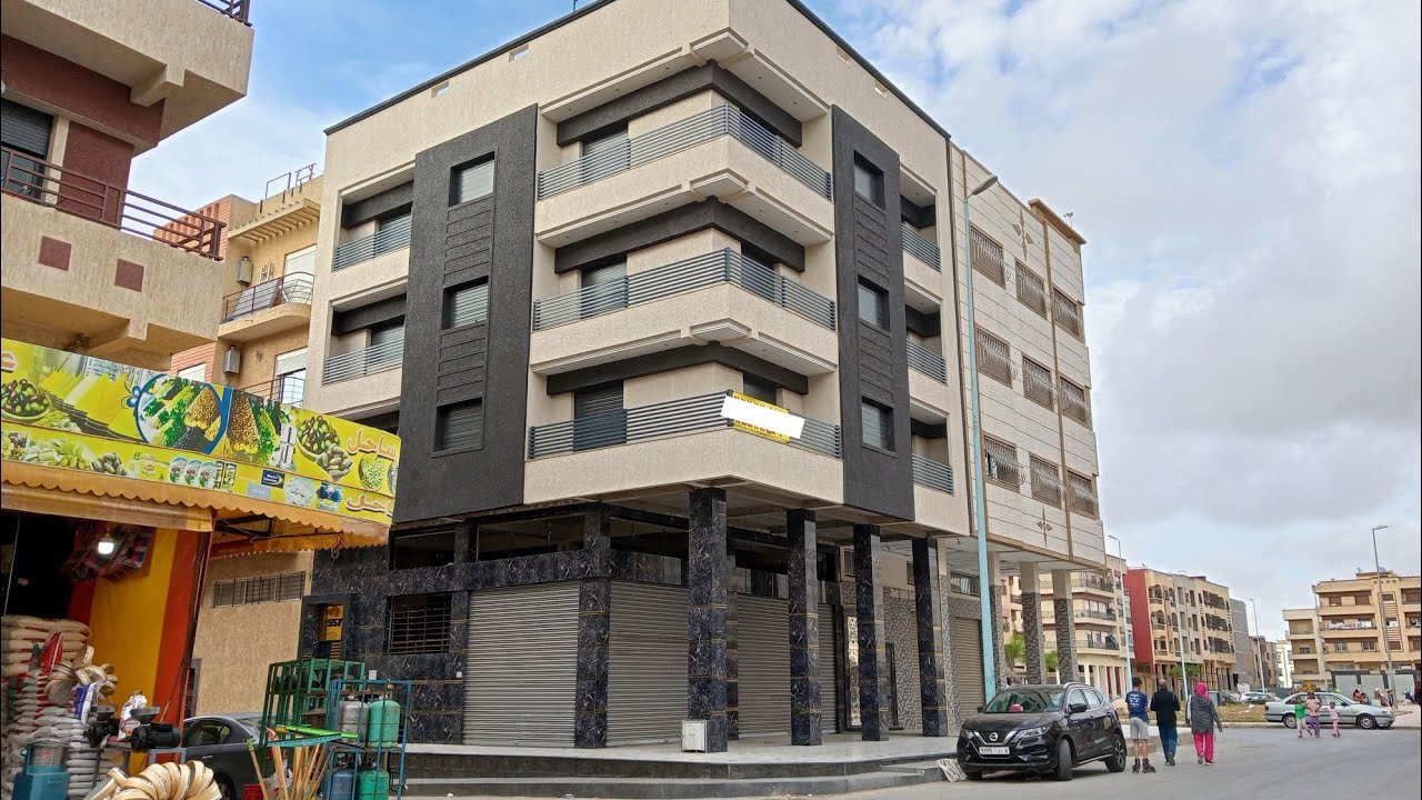 منزل تجاري R3 ياسلام عليك يا مقول يا فنان ماهذا الابداع والجمال اللهم بارك 130 متر في بقعة التمن👇☎️