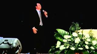 Video thumbnail of "Leonel Tuchez -- El Señor es mi Pastor."