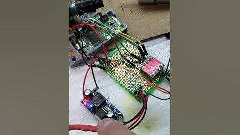 DIY lead screw chicken or duck door.  raspberry pi, motor controller, part 1