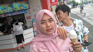 Download Lagu Petani Timun Jalan Jalan Ke Kota Huichang Beli Mixue \u0026 Kue MP3 Download Lagu Petani Timun Jalan Jalan Ke Kota Huichang Beli Mixue \u0026 Kue MP3