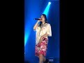 Billie Eilish - Ocean eyes // Live in Korea ๋น๋ฆฌ ์์ผ๋ฆฌ์ ๋ดํ (2018.08.15)