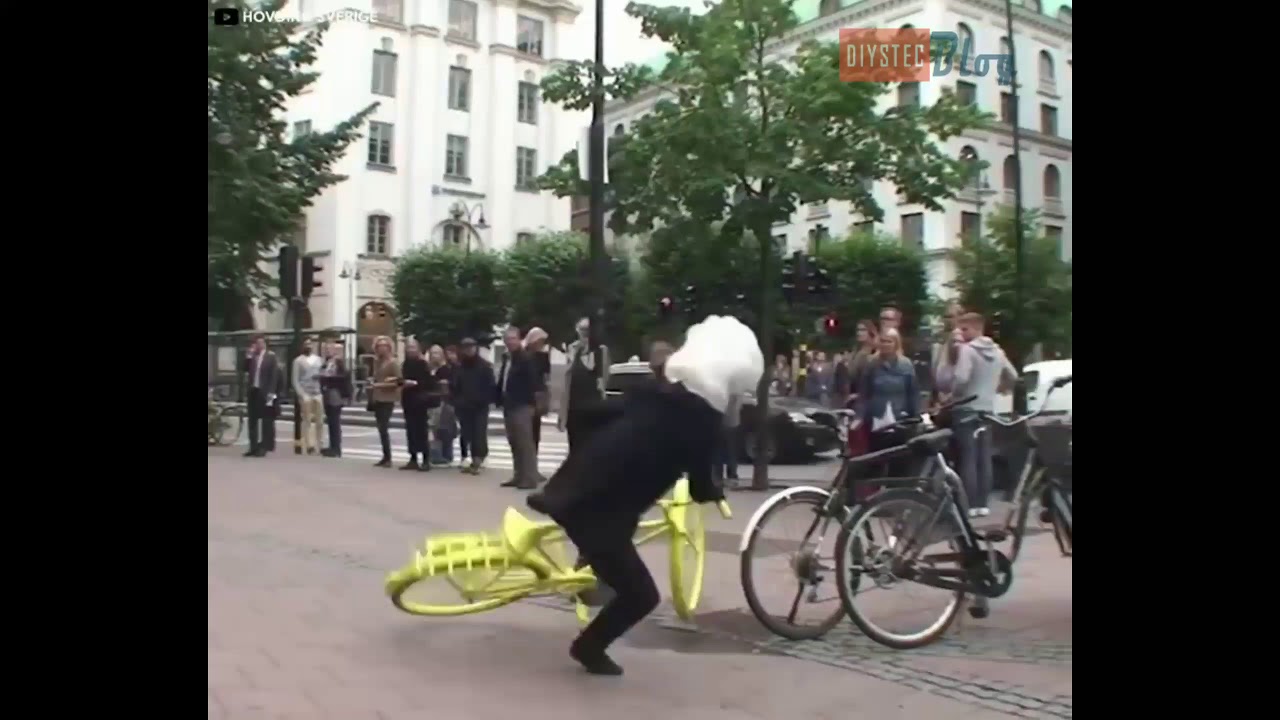 World's first airbag helmet for cyclists YouTube