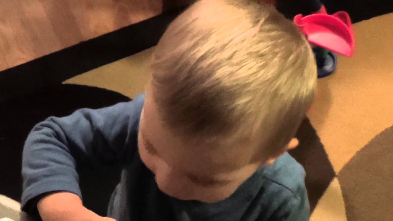 Liam 23 mo singing the na na nah na na na nah na hey hey hey