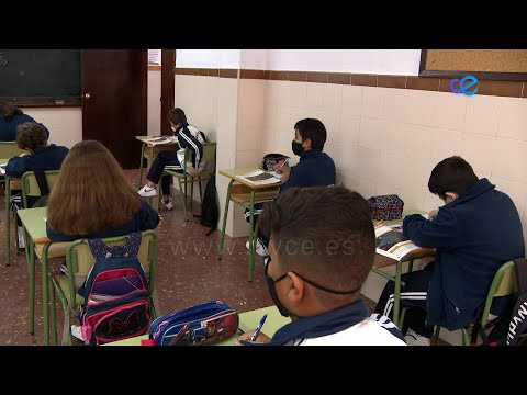 Si sus hijos presentan síntomas compatibles con el COVID, no los lleven a clase
