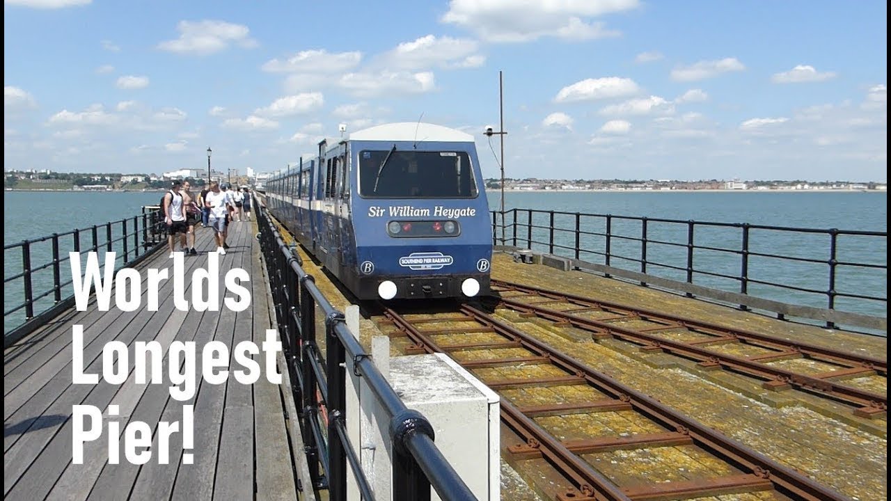 THE LONGEST PIER IN THE WORLD SOUTHEND PIER