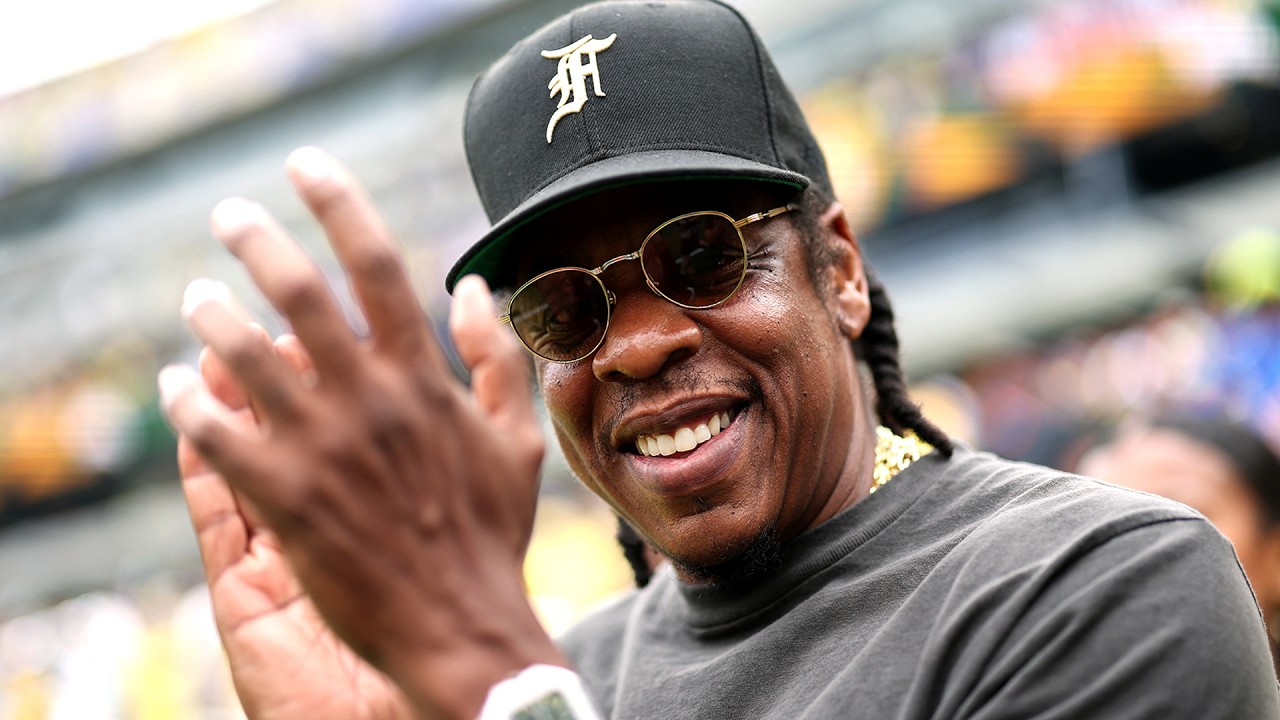 Did Jay-Z Just Pick Jay-Z to Headline Super Bowl Halftime?