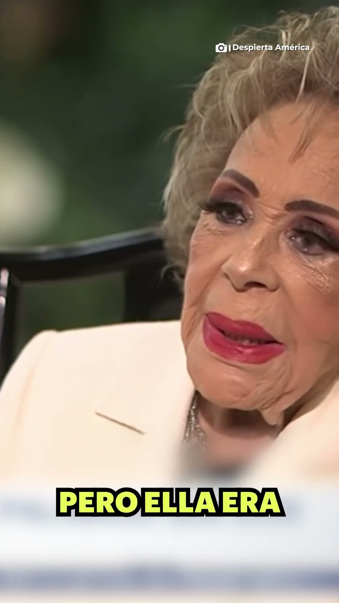 #AlejandraGuzmán queda sorprendida con las declaraciones de su mamá ❤️