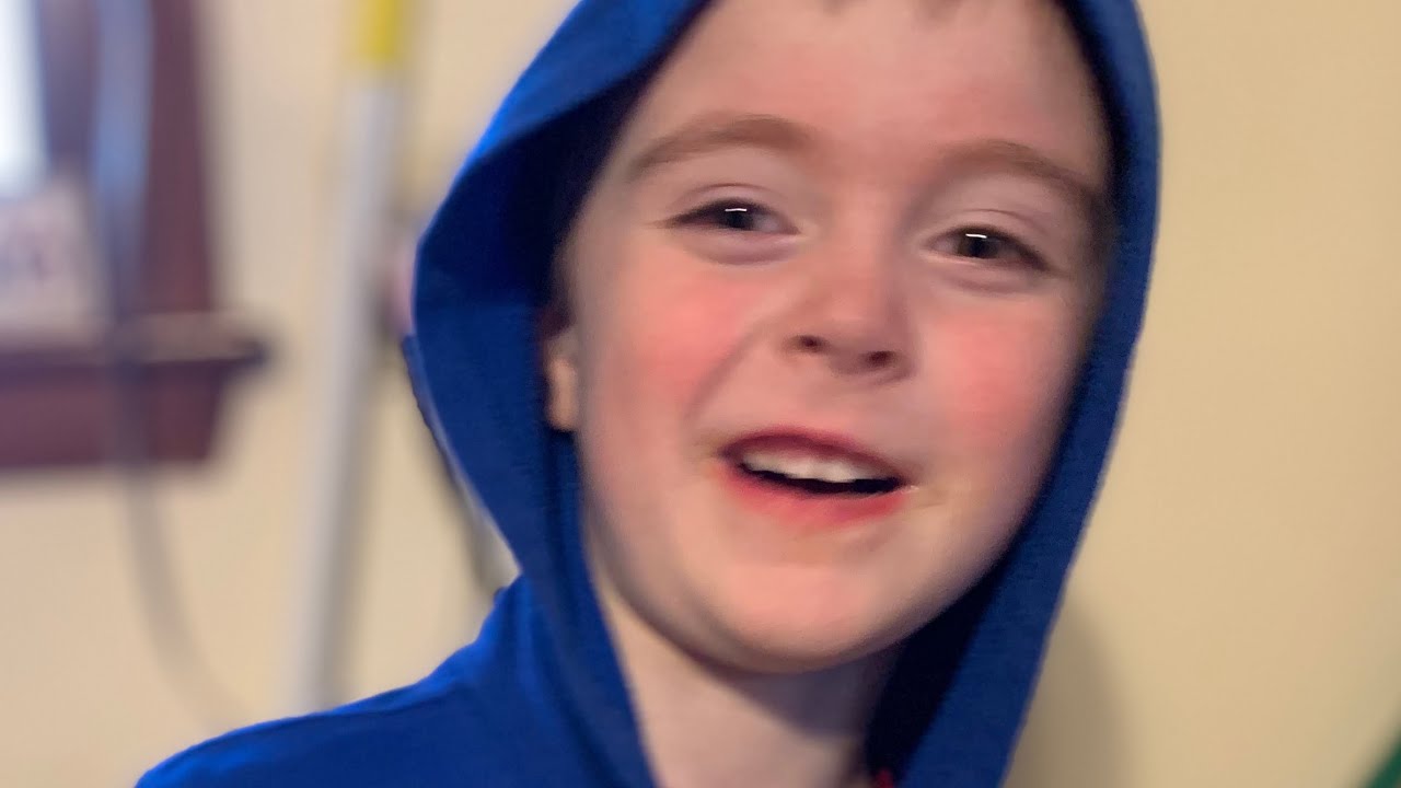 Crazy Egg Hunt - Finding Camouflage Eggs