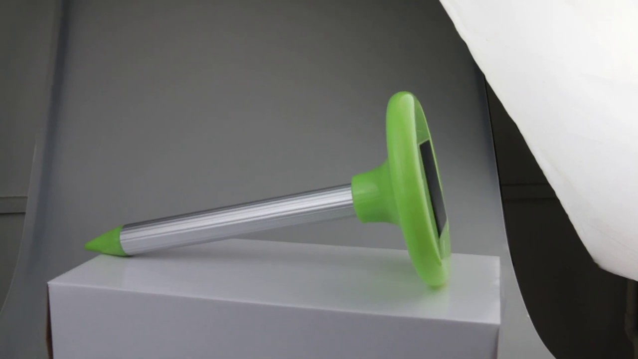 Aosion Solar Mole Repeller With LED Light AN-A316F