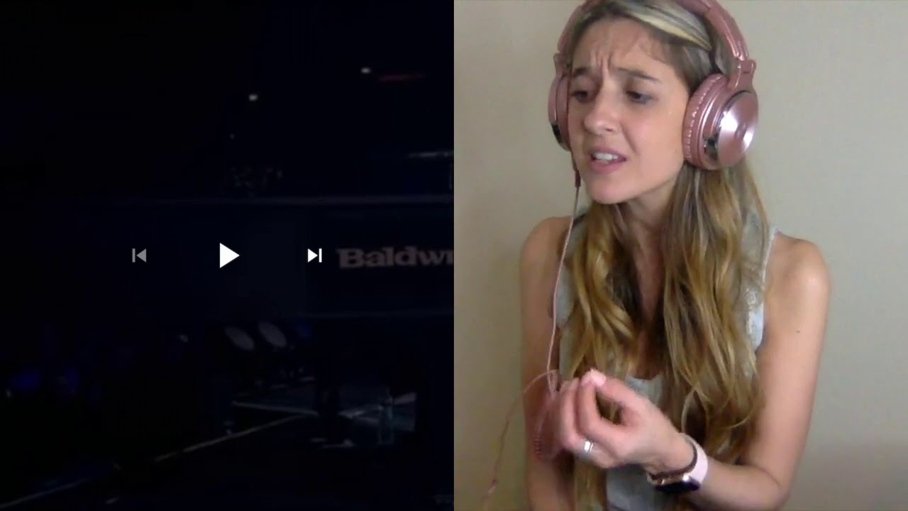 SINGER REACTS - EVANESCENCE - MY IMMORTAL REACTION VIDEO!