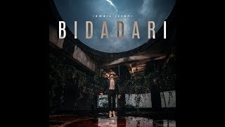 Video thumbnail of "Ismail Izzani - Bidadari (Official Music Video)"