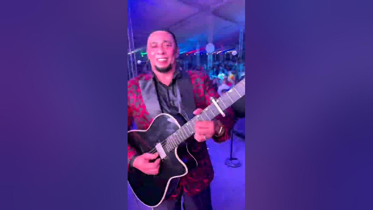 Mira Esto🌍Anthony Santos Volvió Con Su Guitarra Y la Toca Como nunca🔥🔥 Mira Esto🌍Anthony Santos Volvió Con Su Guitarra Y la Toca Como nunca🔥🔥