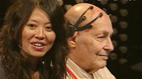 Mind Control Device Demonstration - Tan Le