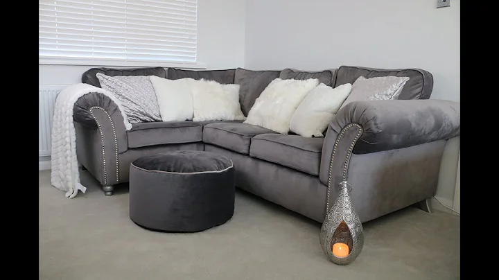 SOFA CLUB SENT ME A COUCH!
