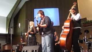 Levi Bowman & The Isaacs - Went Walking Down The Road chords