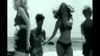 No Smoking on Board - Bikini Drag