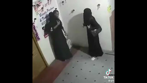 شوف لقطات النساء مع المنظمات دعاره وحسافة على شعب لم ياحفظ على نساه 