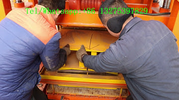 How to change block mould:Secondly screw the upper mould with logs block making machine