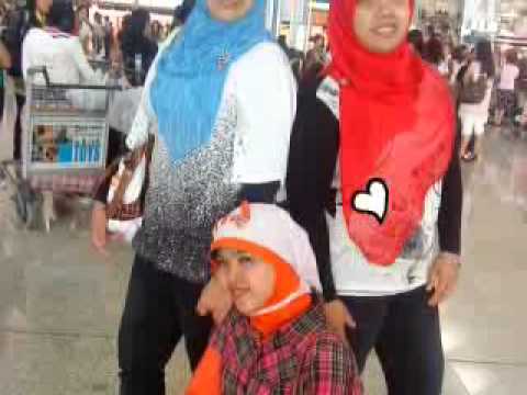 titik kamal ~~ jatuh cinta