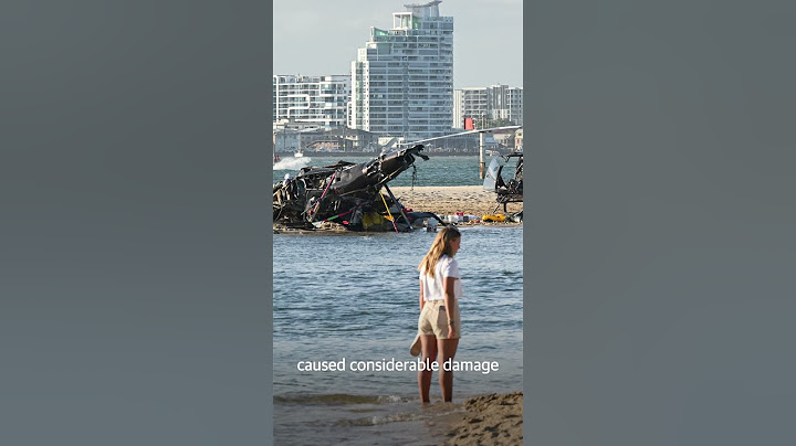 Two Sea World helicopters crash mid-air in the Gold Coast, Queensland #shorts