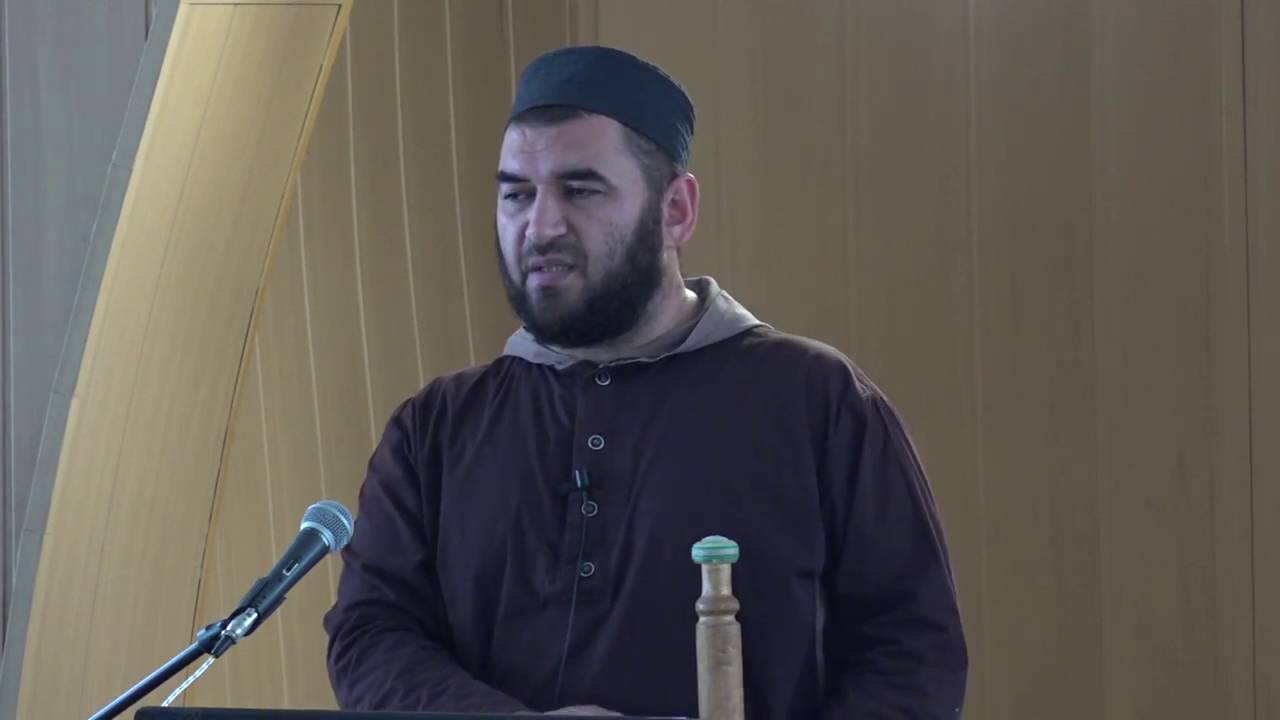 О те кто считаю проявление Религиозности ''фанатизмом''...Послушайте до конца