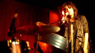 Wildbirds &amp; Peacedrums - My Heart [HD]