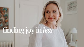 Effective Ways to Live with Less | MINIMALISM + being okay with less
