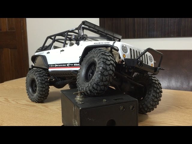 Unboxing: Axial SCX10 Jeep® Wrangler Unlimited C/R - YouTube