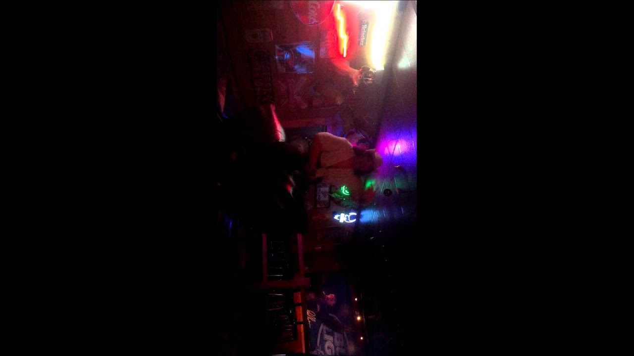 Riding the bull at Yellow Rose, Dayton, Ohio YouTube