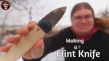 Making a Flint Knife from the Groswater Complex