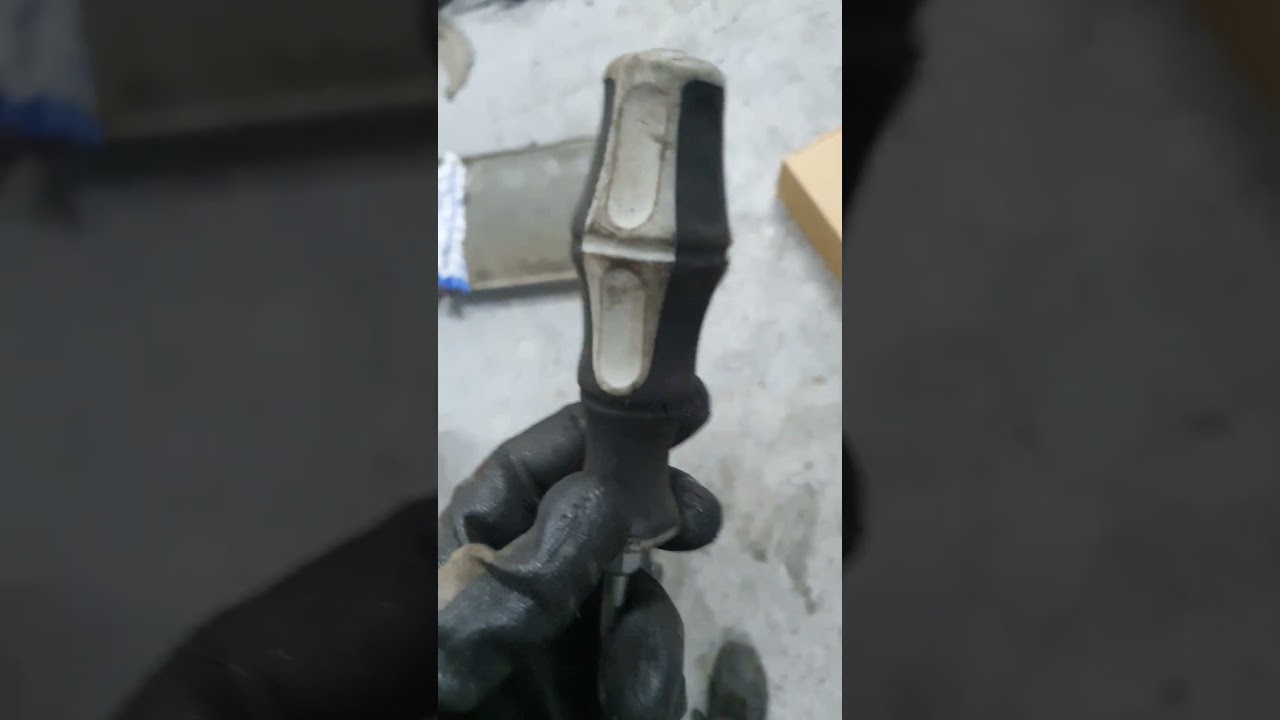 ПОЧЕМУ ТАК ДОРОГО? Замена радиатора #automobile #ремонт #автоподбор #diy #mechanic #топ #юмор