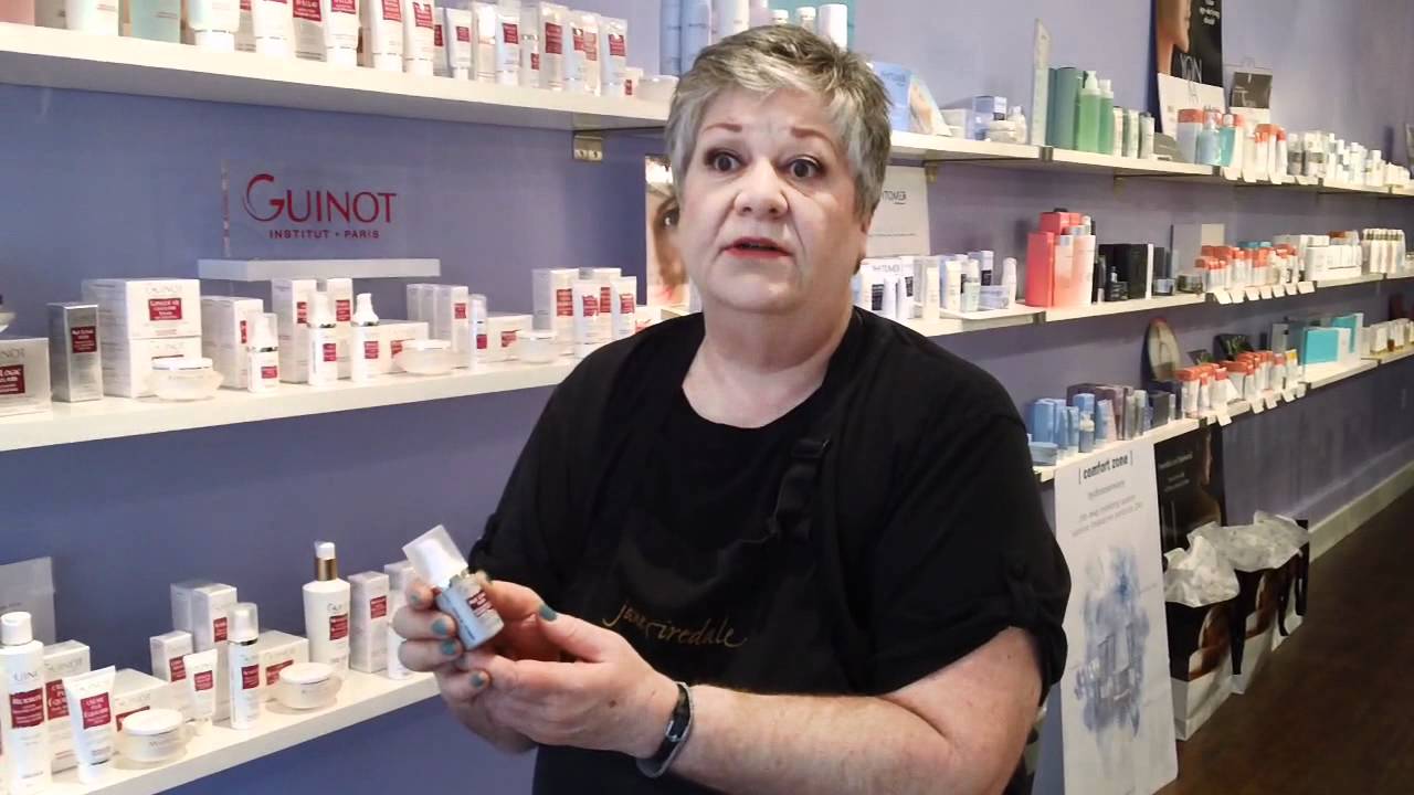 Reduce crows feet and sagging eyelids with Guinot Age Logic Yeux: Intelligent Cell Renewal for Eyes