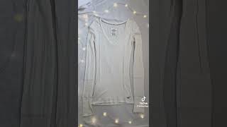 Cr:bobas0up #2000s #hollister #thrift #aesthetic #tuscan #elenagilbert #bellaswan #fashion