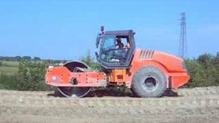 Hamm 3520 Compacting Soil To Build A New Road - Italy 2008