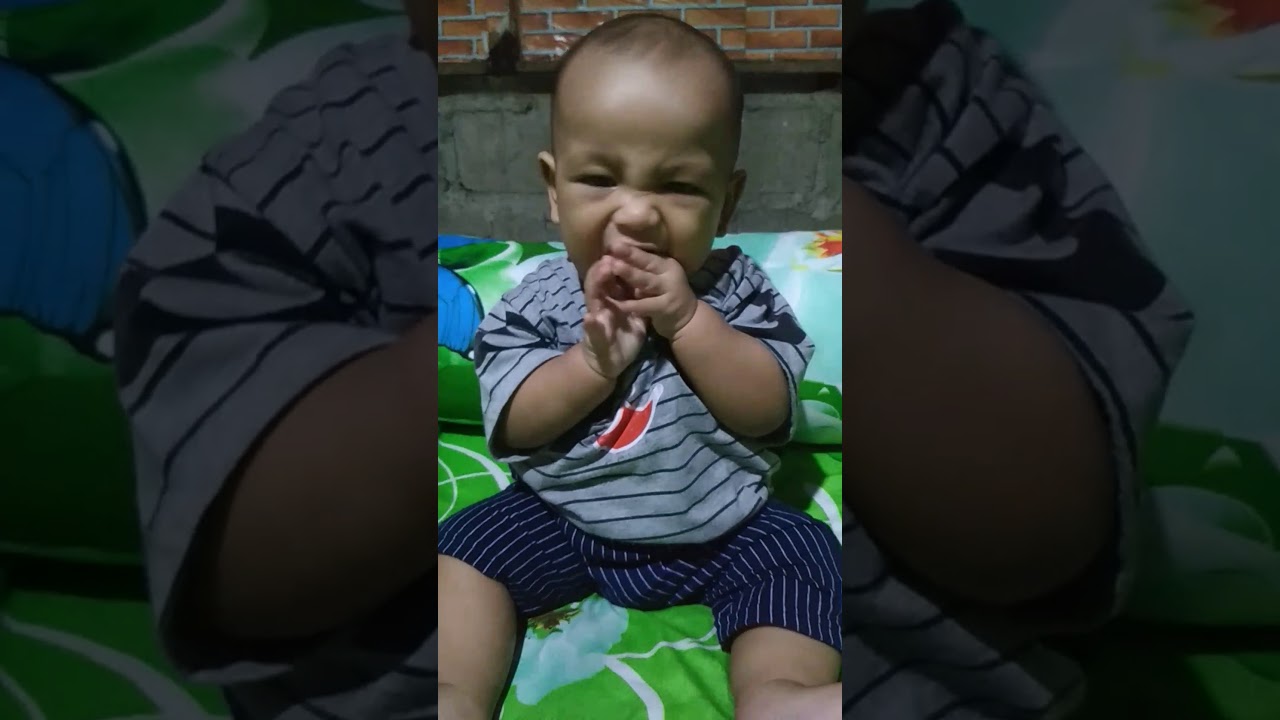  Aksi  lucu  makan buah YouTube