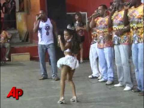 preteen xxx Preteen As Sexy Samba Queen Stirs Controversy - YouTube