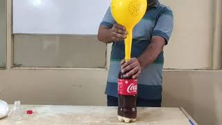 Experiment : Cocacola Vs Pool Chorine Mentos Father | Pool Chlorine Coca Cola - Science Experiment