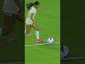 A connection 19 years in the making 🥹 A.Thompson assists her sister G. Thompson on her 1st pro goal!