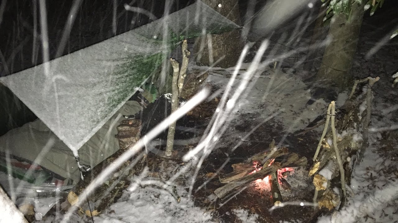 Bushcraft Overnighter in a Winter Storm - YouTube